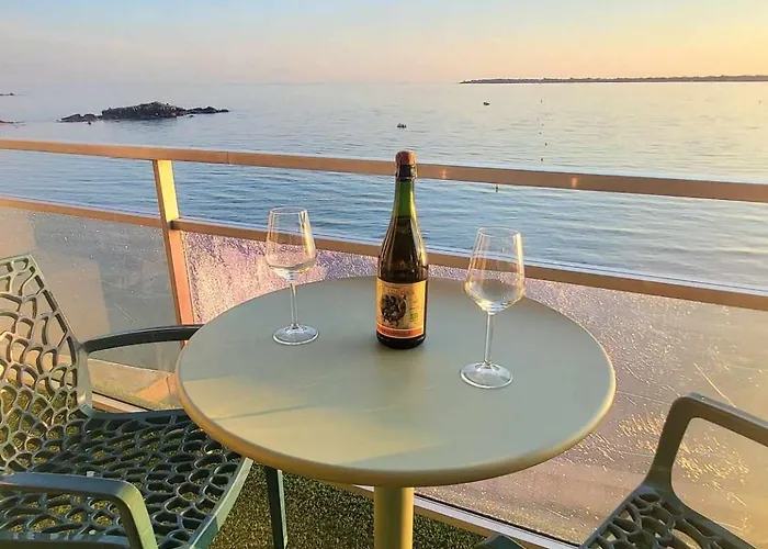 - L\'Iroizh - Concarneau - Vue Mer Panoramique - Studio Standing Plage Des Sables Blancs - Parking - Panoramic Sea View - Near Thalassotherapy - Wifi -
